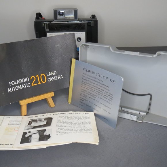 Vintage Polaroid Automatic 210 Land Camera with Case, Strap, Flash, Film Contain - Picture 9 of 10
